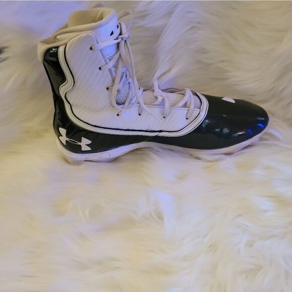 Under Armour High Top Cleats - Picture 3 of 7